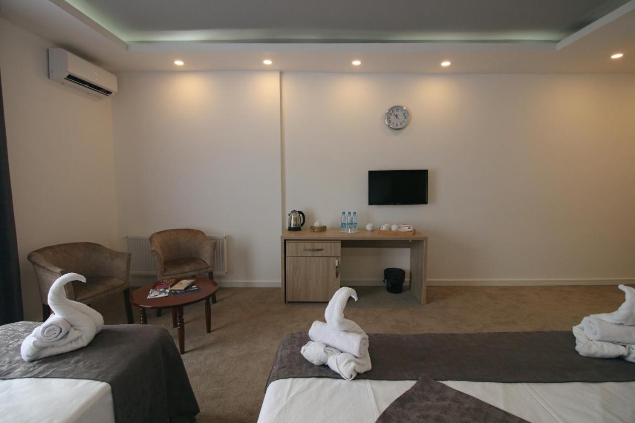 Baku Tour -Halal Hotel Bagian luar foto